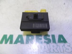 Used Relay Citroen C5 III Berline (RD) 1.6 HDiF 16V 110 Price € 15,00 Margin scheme offered by Maresia Parts