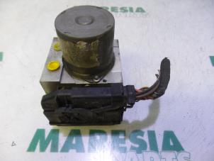 Used ABS pump Renault Grand Scénic II (JM) 1.9 dCi 120 Price € 75,00 Margin scheme offered by Maresia Parts