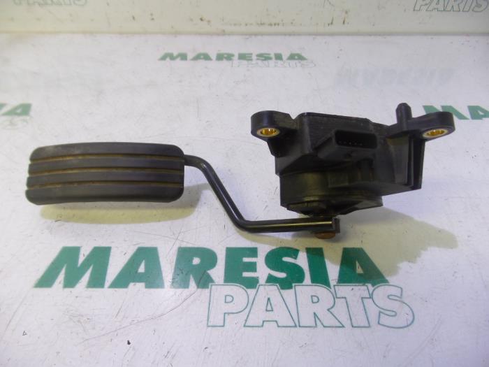 Gebrauchte Gaspedalposition Sensor Renault Grand Scénic II (JM) 1.9 dCi 120 Preis € 35,00 Margenregelung angeboten von Maresia Parts