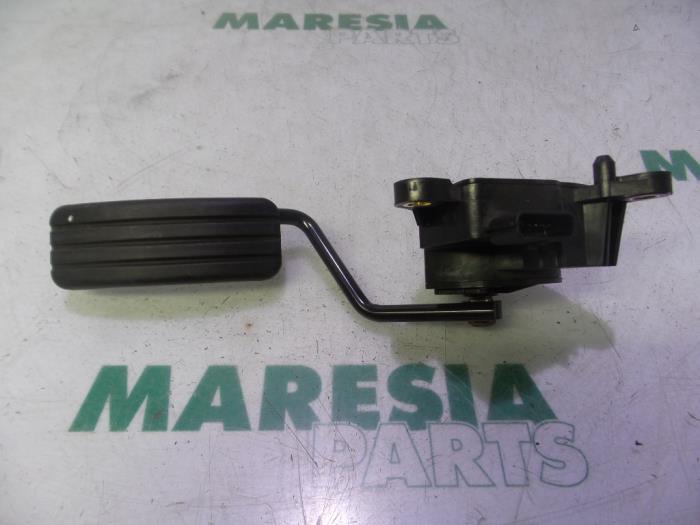 Gebrauchte Gaspedalposition Sensor Renault Scénic II (JM) 2.0 16V Preis € 35,00 Margenregelung angeboten von Maresia Parts