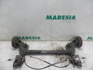 Używane Os tylna napedu na przednie kola Fiat Punto III (199) 1.4 Cena € 157,50 Procedura marży oferowane przez Maresia Parts