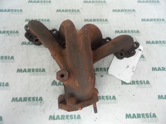 Gebrauchte Abgaskrümmer Fiat Bravo (182A) 1.2 16V Preis € 35,00 Margenregelung angeboten von Maresia Parts