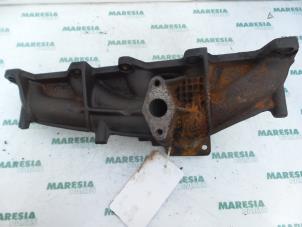 Used Exhaust manifold Alfa Romeo 166 2.4 JTD Price € 105,00 Margin scheme offered by Maresia Parts