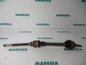 Used Front drive shaft, right Peugeot 307 (3A/C/D) 2.0 HDi 110 FAP Price € 35,00 Margin scheme offered by Maresia Parts