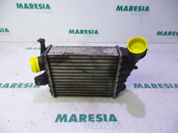 Used Intercooler Alfa Romeo 147 (937) 1.9 JTD 16V Price € 45,00 Margin scheme offered by Maresia Parts