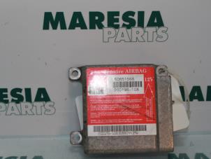 Usagé Boitier airbag Alfa Romeo 166 2.4 JTD Prix € 65,00 Règlement à la marge proposé par Maresia Parts