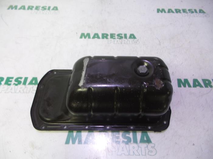 Usagé Couvercle carter Citroen C5 II Break (RE) 1.6 HDiF 16V Prix € 29,99 Règlement à la marge proposé par Maresia Parts