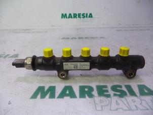 Used Fuel injector nozzle Citroen C5 II Break (RE) 1.6 HDiF 16V Price € 30,00 Margin scheme offered by Maresia Parts