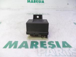 Usagé Relais préchauffage Fiat Idea (350AX) 1.3 JTD 16V Multijet Prix € 25,00 Règlement à la marge proposé par Maresia Parts