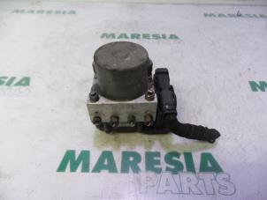 Used ABS pump Fiat Idea (350AX) 1.3 JTD 16V Multijet Price € 157,50 Margin scheme offered by Maresia Parts