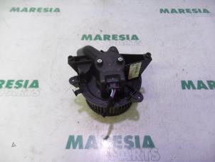 Used Heating and ventilation fan motor Fiat Idea (350AX) 1.3 JTD 16V Multijet Price € 30,00 Margin scheme offered by Maresia Parts
