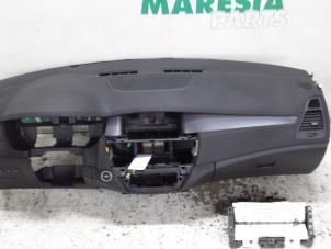 Used Right airbag (dashboard) Renault Laguna III Estate (KT) 1.5 dCi 110 Price € 210,00 Margin scheme offered by Maresia Parts