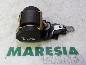 Usagé Ceinture arrière droit Renault Grand Scénic II (JM) 2.0 16V Prix € 35,00 Règlement à la marge proposé par Maresia Parts