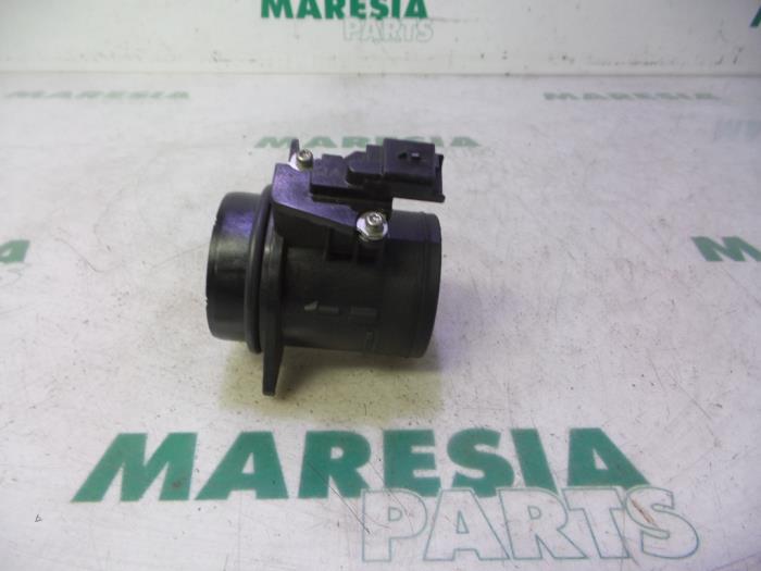 Usagé Débitmètre Citroen C5 III Berline (RD) 3.0 HDiF V6 24V Prix € 19,90 Règlement à la marge proposé par Maresia Parts