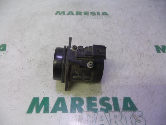 Usagé Débitmètre Citroen C5 III Berline (RD) 3.0 HDiF V6 24V Prix € 19,90 Règlement à la marge proposé par Maresia Parts