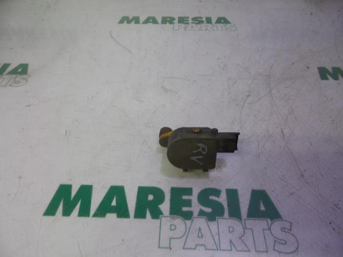 Gebrauchte Scheinwerfermotor Citroen C5 III Berline (RD) 3.0 HDiF V6 24V Preis € 25,00 Margenregelung angeboten von Maresia Parts