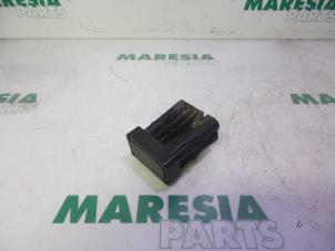 Used Sensor (other) Citroen C5 III Berline (RD) 3.0 HDiF V6 24V Price € 105,00 Margin scheme offered by Maresia Parts