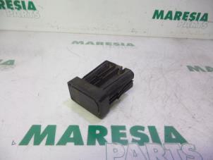 Usados Sensor (otros) Citroen C5 III Berline (RD) 3.0 HDiF V6 24V Precio € 105,00 Norma de margen ofrecido por Maresia Parts