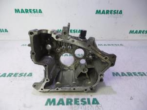 Used Gearbox casing Peugeot 607 (9D/U) 2.0 16V Price € 50,00 Margin scheme offered by Maresia Parts