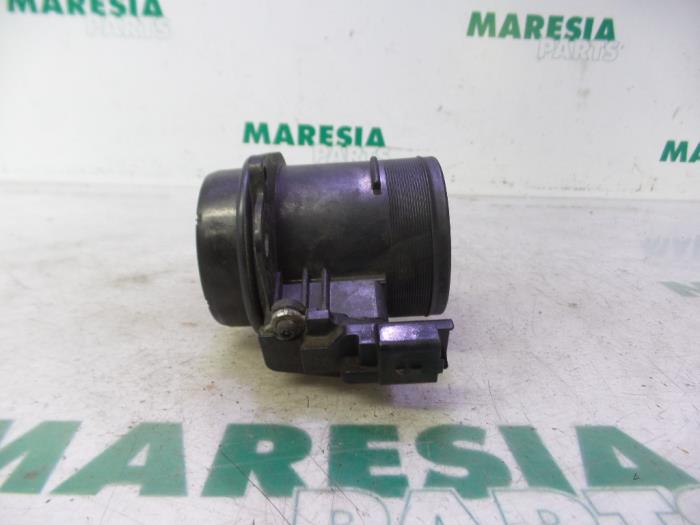 Gebrauchte Luftmengenmesser Peugeot 5008 I (0A/0E) 2.0 HDiF 16V Preis € 19,90 Margenregelung angeboten von Maresia Parts