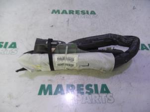 Used Roof curtain airbag, left Peugeot 5008 I (0A/0E) 2.0 HDiF 16V Price € 50,00 Margin scheme offered by Maresia Parts