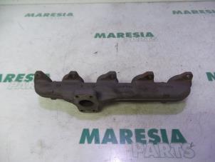 Used Exhaust manifold Peugeot Bipper (AA) 1.4 HDi Price € 60,50 Inclusive VAT offered by Maresia Parts