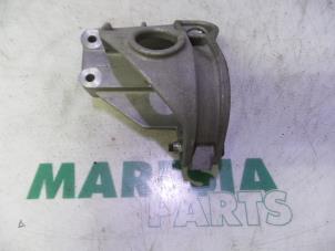 Used Support (miscellaneous) Peugeot Boxer (U9) 2.2 HDi 120 Euro 4 Price € 30,25 Inclusive VAT offered by Maresia Parts