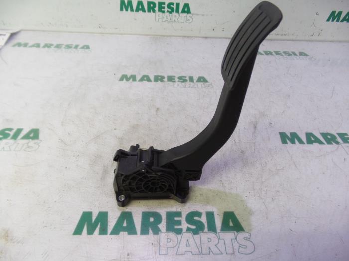Gebrauchte Gaspedalposition Sensor Peugeot 308 SW (L4/L9/LC/LJ/LR) 1.6 HDi 115 Preis € 17,50 Margenregelung angeboten von Maresia Parts