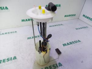 Usados Bomba eléctrica de combustible Fiat Ducato (250) 2.0 D 115 Multijet Precio € 60,50 IVA incluido ofrecido por Maresia Parts