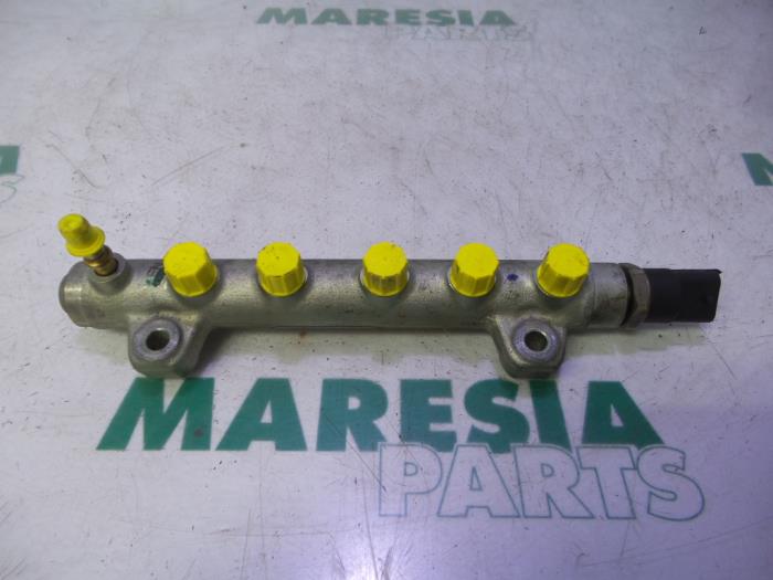 Usagé Système d'injection Renault Espace (JK) 2.2 dCi 16V Prix € 60,00 Règlement à la marge proposé par Maresia Parts