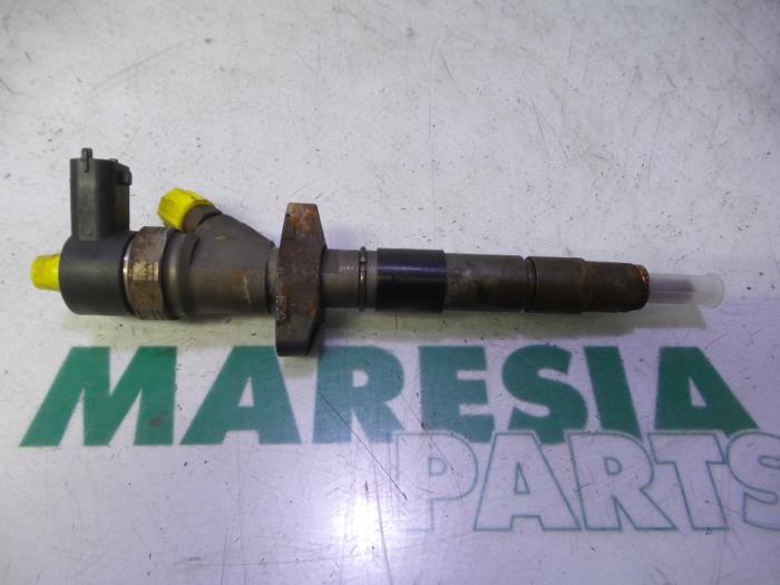 Usagé Injecteurs Renault Espace (JK) 2.2 dCi 16V Prix € 105,00 Règlement à la marge proposé par Maresia Parts