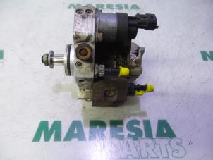 Usagé Pompe carburant mécanique Renault Espace (JK) 2.2 dCi 16V Prix € 65,00 Règlement à la marge proposé par Maresia Parts
