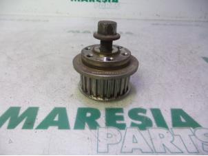 Used Crankshaft pulley Citroen C5 III Berline (RD) 3.0 HDiF V6 24V Price € 50,00 Margin scheme offered by Maresia Parts