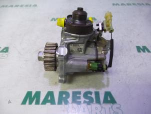 Używane Mechaniczna pompa paliwa Citroen C5 III Berline (RD) 3.0 HDiF V6 24V Cena € 210,00 Procedura marży oferowane przez Maresia Parts