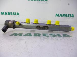 Used Fuel injector nozzle Citroen C5 III Berline (RD) 3.0 HDiF V6 24V Price € 183,75 Margin scheme offered by Maresia Parts