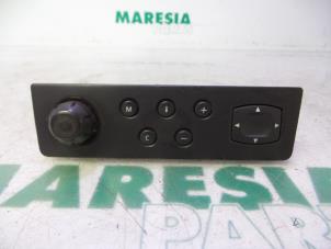Used Navigation control panel Renault Espace (JK) 2.2 dCi 16V Price € 105,00 Margin scheme offered by Maresia Parts