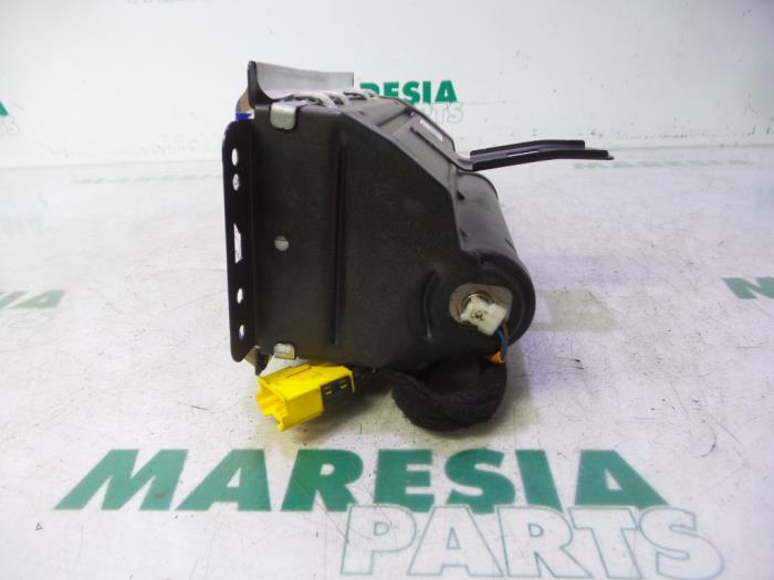 Right airbag (dashboard) from a Renault Laguna II Grandtour (KG) 2.0 16V 2006