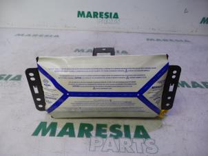 Used Right airbag (dashboard) Renault Laguna II Grandtour (KG) 2.0 16V Price € 35,00 Margin scheme offered by Maresia Parts