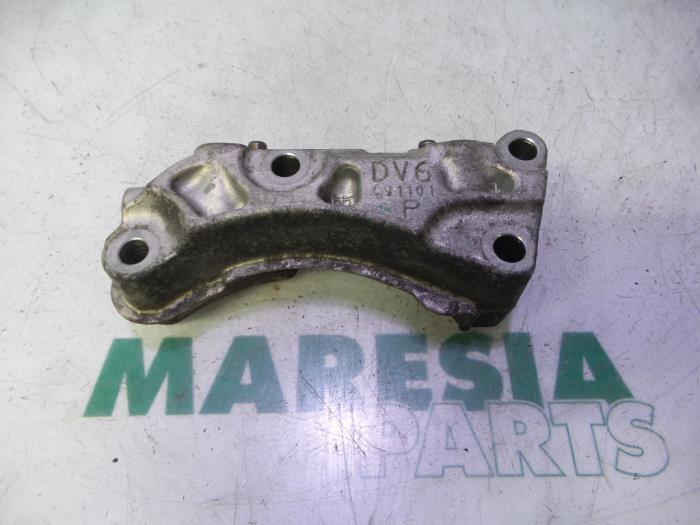 Used Engine mount Peugeot 207 SW (WE/WU) 1.6 HDi 16V Price € 30,00 Margin scheme offered by Maresia Parts