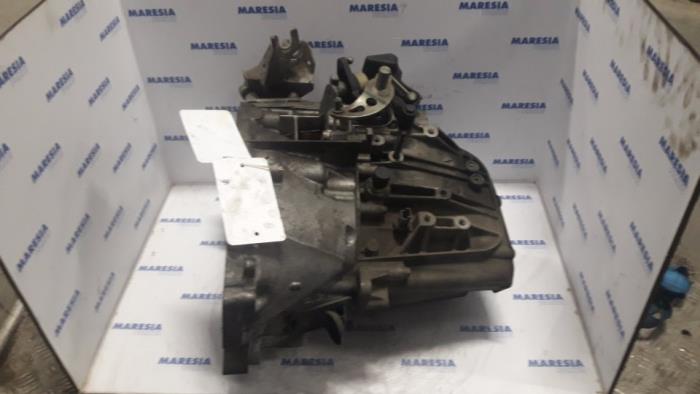 Gearbox Peugeot Sw Hdif V Mb Rhr Mb