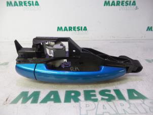 Used Rear door handle 4-door, right Peugeot 207/207+ (WA/WC/WM) 1.4 16V VTi Price € 25,00 Margin scheme offered by Maresia Parts