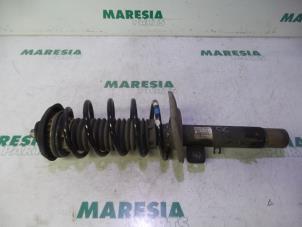Used Front shock absorber rod, right Peugeot 207/207+ (WA/WC/WM) 1.4 16V VTi Price € 30,00 Margin scheme offered by Maresia Parts