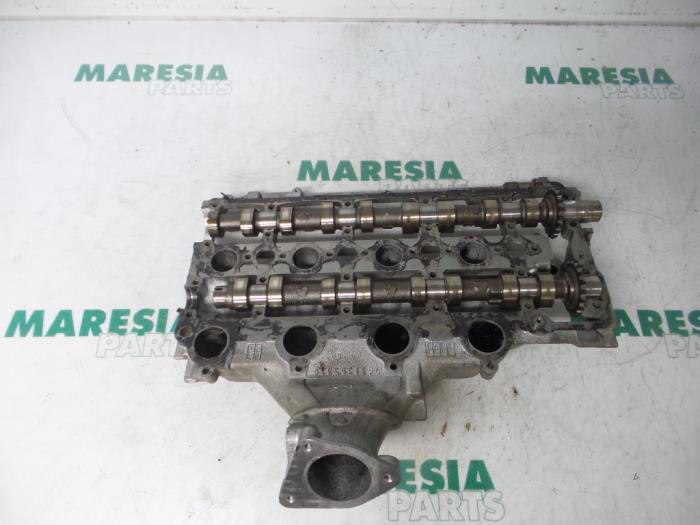 Begagnade Kamaxel Citroen C5 I Break (DE) 2.2 HDi 16V FAP Pris € 157,50 Marginaltabell erbjuds av Maresia Parts