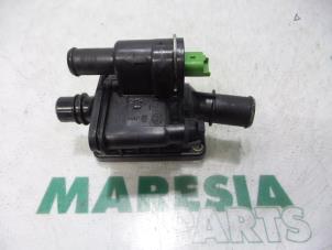 Used Thermostat housing Peugeot 206 (2A/C/H/J/S) 1.4 HDi Price € 25,00 Margin scheme offered by Maresia Parts