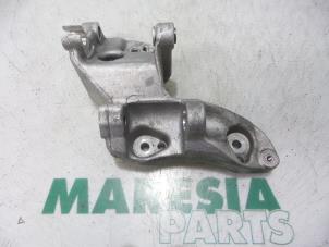 Used Support (miscellaneous) Peugeot 206 (2A/C/H/J/S) 1.4 HDi Price € 20,00 Margin scheme offered by Maresia Parts