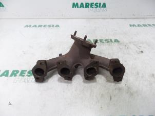 Used Exhaust manifold Peugeot 106 I 1.0i Price € 50,00 Margin scheme offered by Maresia Parts