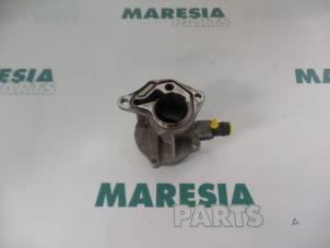 Used Vacuum pump (diesel) Renault Kangoo Express (FC) 1.9 D 65 Price € 30,00 Margin scheme offered by Maresia Parts