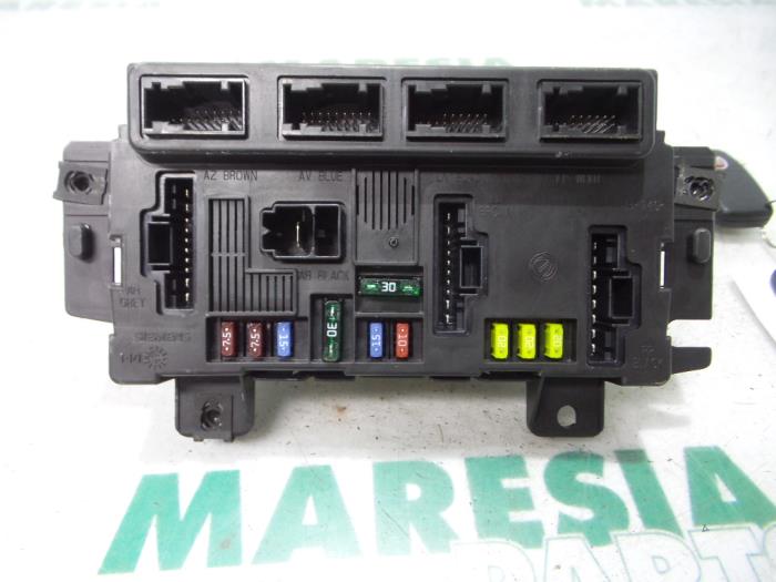 Usagé Fiat Panda (169) 1.2 Fire Boîte à fusibles ... fiat uno fire fuse box 