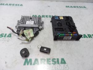 Used Engine management computer Peugeot 407 (6C/J) 2.0 HDiF 16V Price € 210,00 Margin scheme offered by Maresia Parts