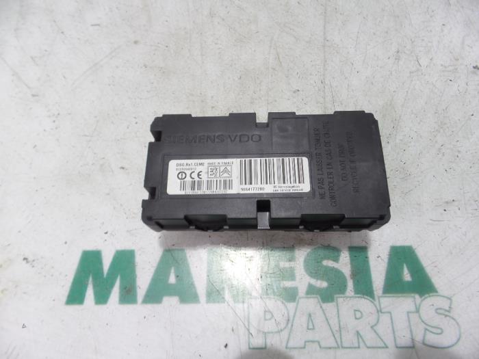 Usagé Ordinateur divers Peugeot 407 (6C/J) 2.0 HDiF 16V Prix € 75,00 Règlement à la marge proposé par Maresia Parts